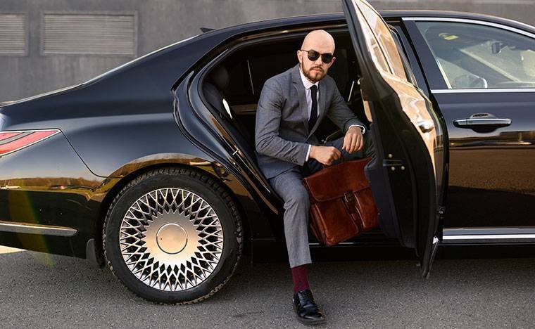 airport shuttle to San Diego