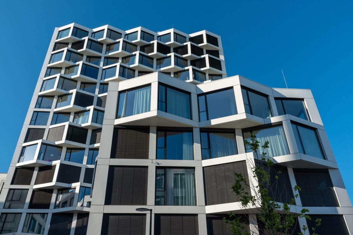 Commercial property painting Miami