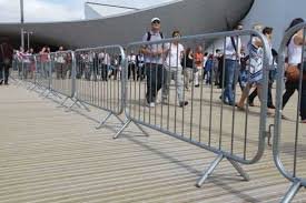 crowd control fencing hire