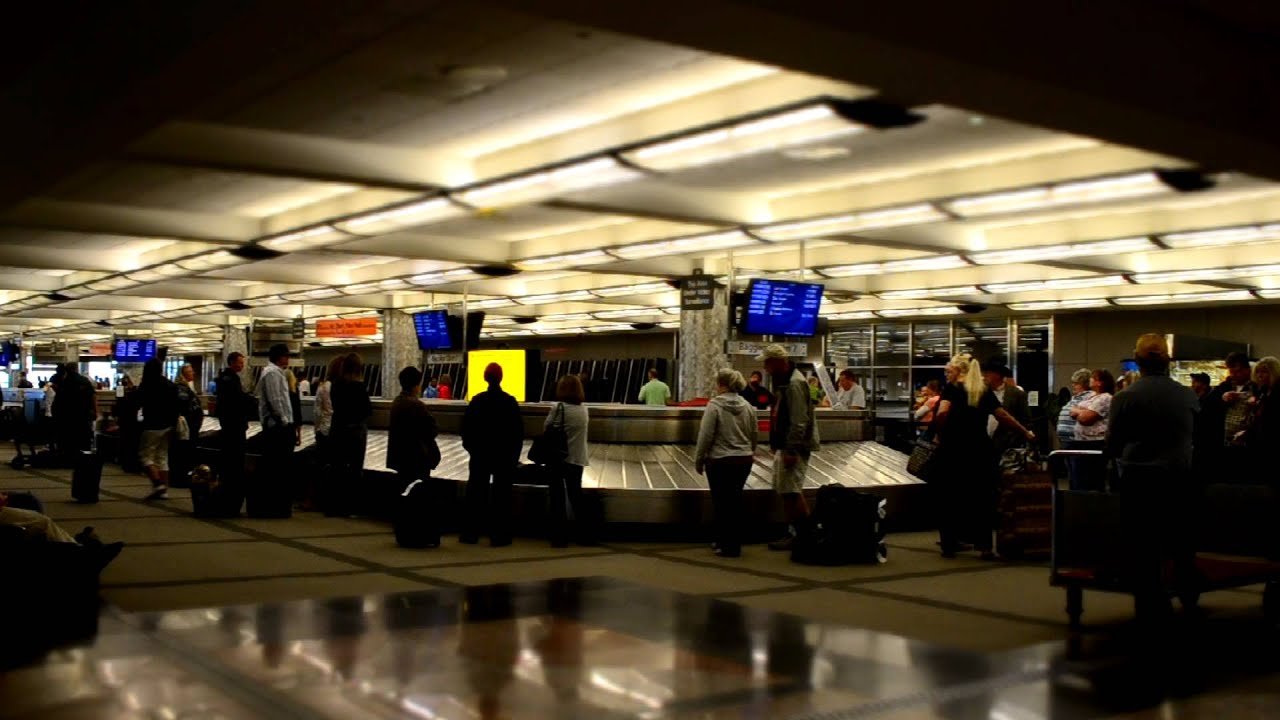Denver Airport arrivals guide with baggage claim tips.