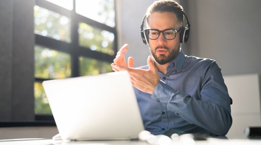 How Secure Is a HIPAA Compliant Virtual Assistant